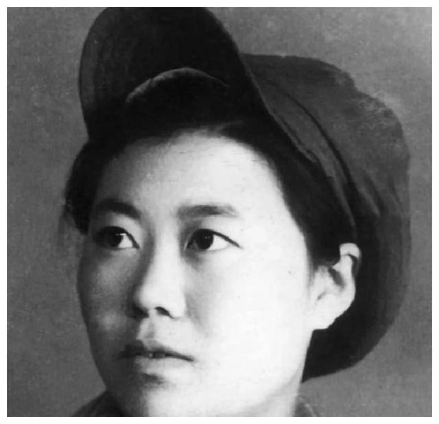 黑龙江女孩梁军：11岁嫁表哥，因能力出众被印人民币上，高寿90岁