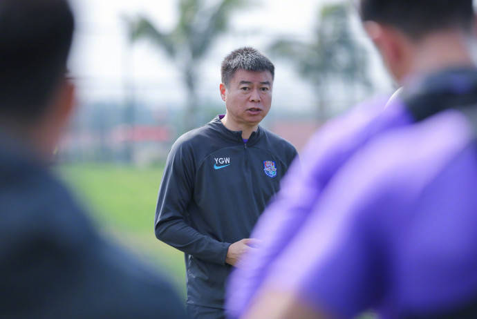 中超转会风向标：多队迎来官宣潮 海港接近签约两大外援