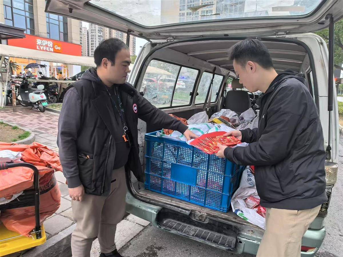 他发出的81万件快递全是电诈卡片！武汉江岸警方破获特大诈骗案