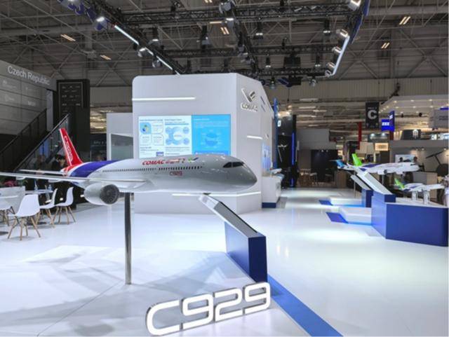 中国产洲际客机C929亮相巴黎，宣布两家供应商