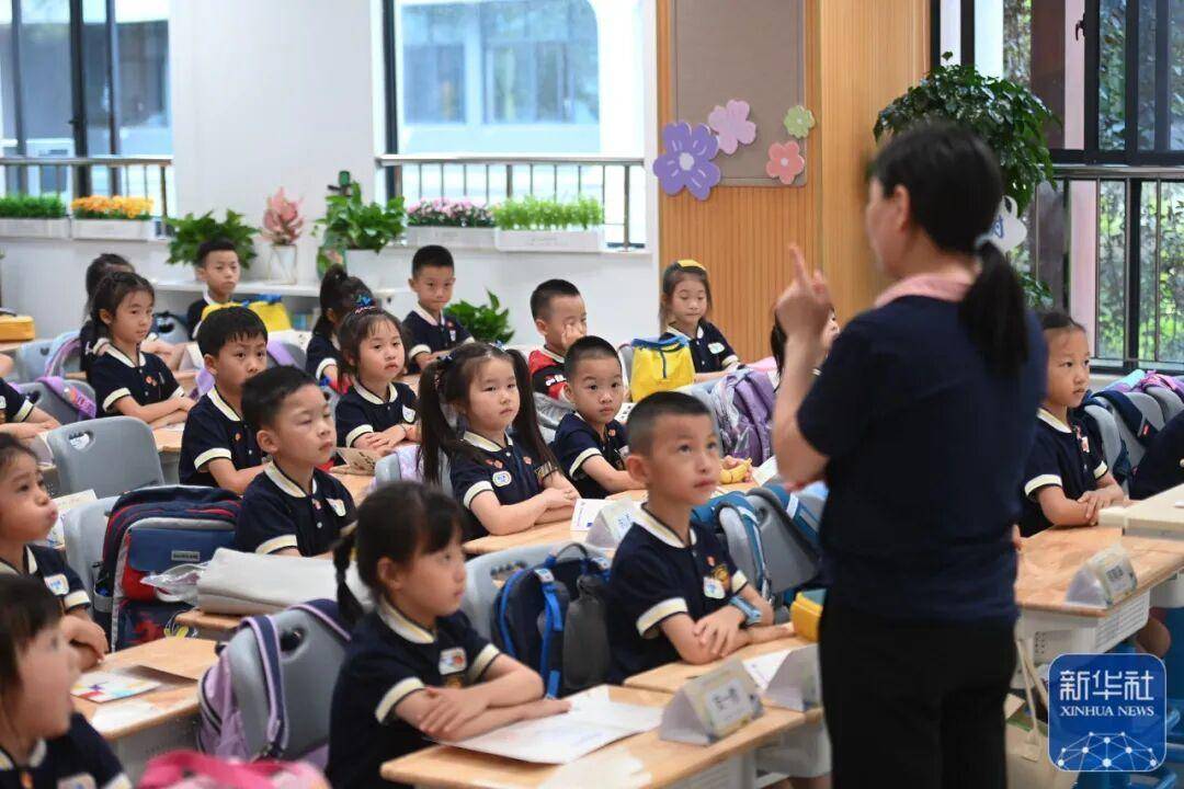 孩子们满嘴“包的”“666”,我们该怎么办?