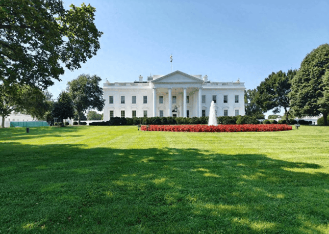 两岸统一已势不可挡!中美刚谈完,官方就台海发声,7次提到“统一后”,事情果然不简单