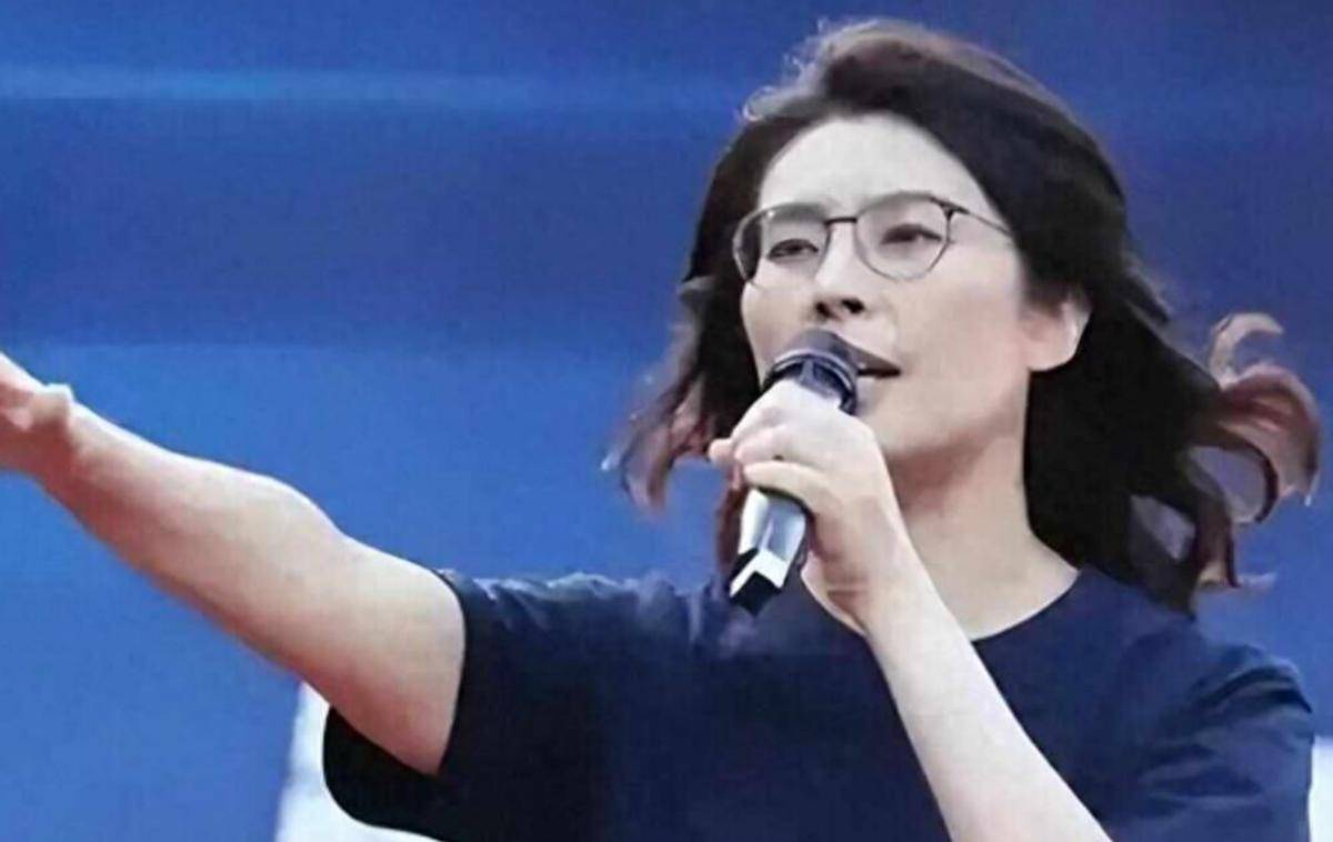 国民党主席位置坐稳，郑丽文摊牌了：两岸不回归和平，其他是侈谈