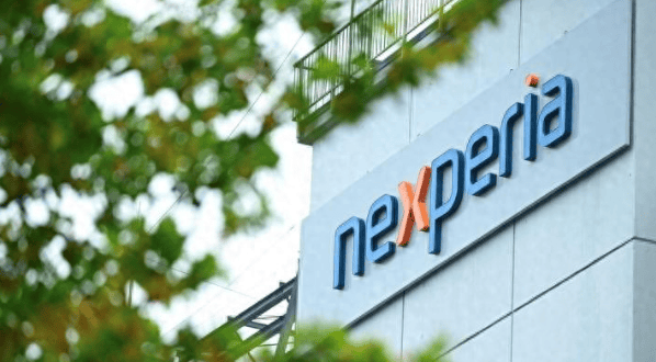 来得真快！安世第二波报复开始，荷兰已切断供应？中方以1挑27国，商务部把话说的很重