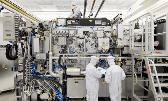 来得真快！安世第二波报复开始，荷兰已切断供应？中方以1挑27国，商务部把话说的很重