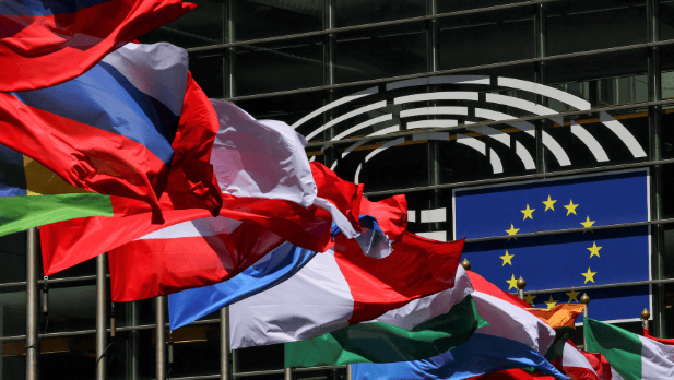 来得真快！安世第二波报复开始，荷兰已切断供应？中方以1挑27国，商务部把话说的很重