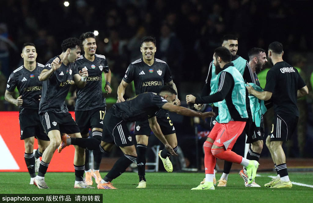 0-1！山东PK湖北：邢琦补时判点，山东输球出局主力伤退背后的真相与影响