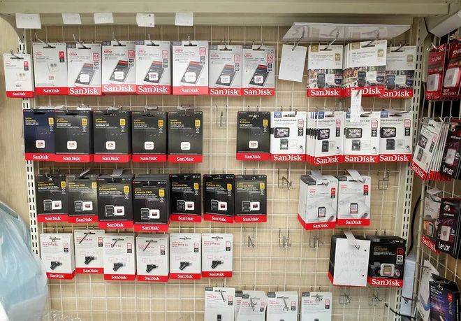 AI浪潮下的存储连锁反应，大容量microSD卡成最新抢手货