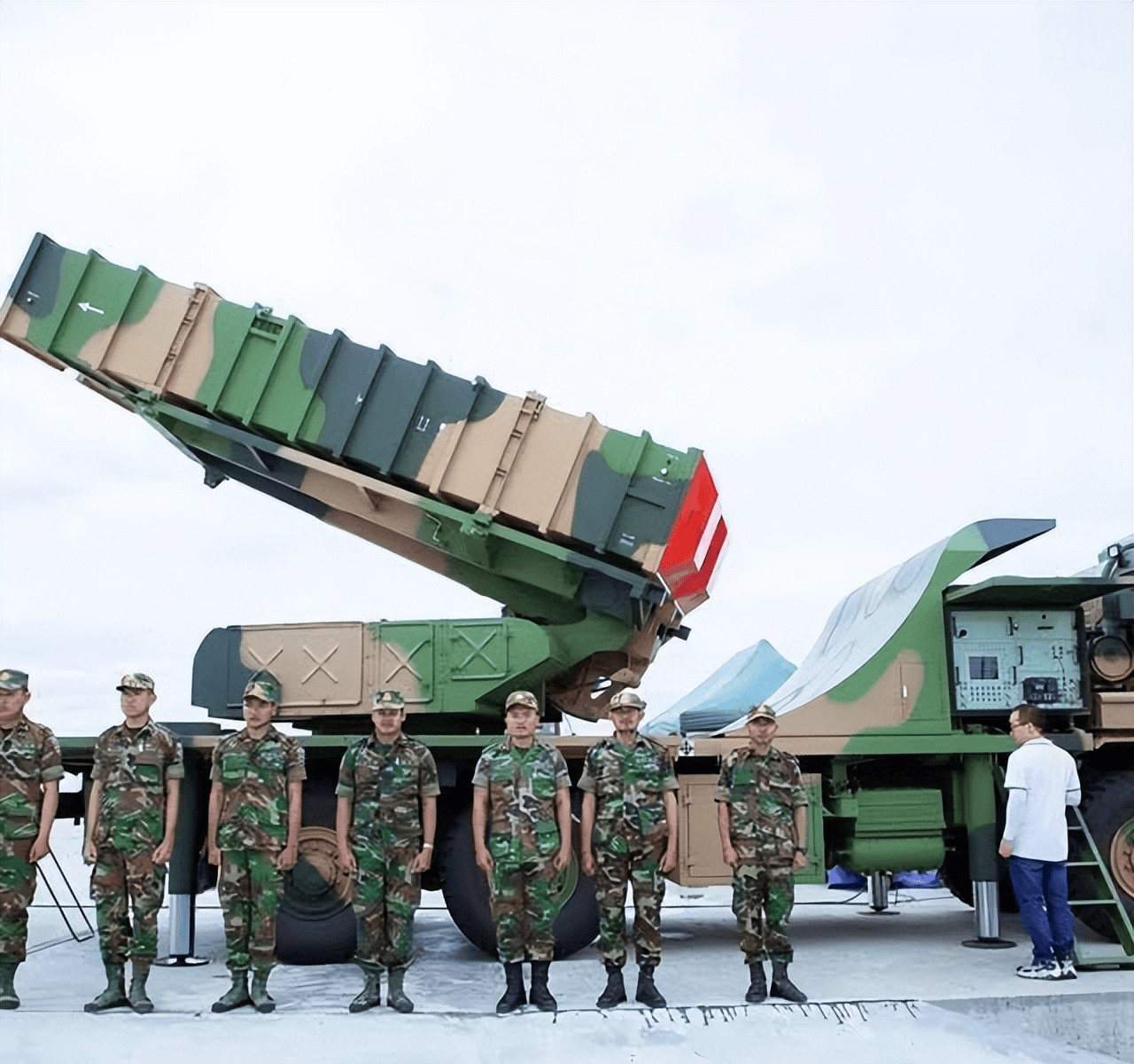 炸大桥，炸赌场，F-16突防红旗12，泰国拒绝停火，跟特朗普唱反调