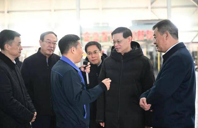 辽宁省委书记主动加企业家微信，“有啥事直接找我”