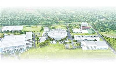 坚持创新驱动，加紧培育壮大新动能（稳中求进、提质增效 实现“十五五”良好开局）