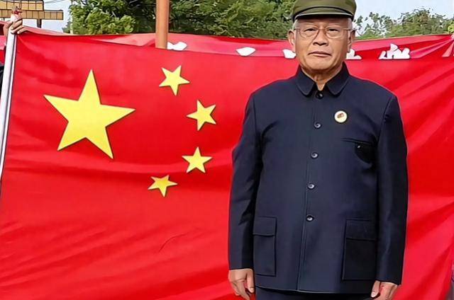 31国施压无效！赖清德摊牌后，台南升起五星红旗，美连发3条警报