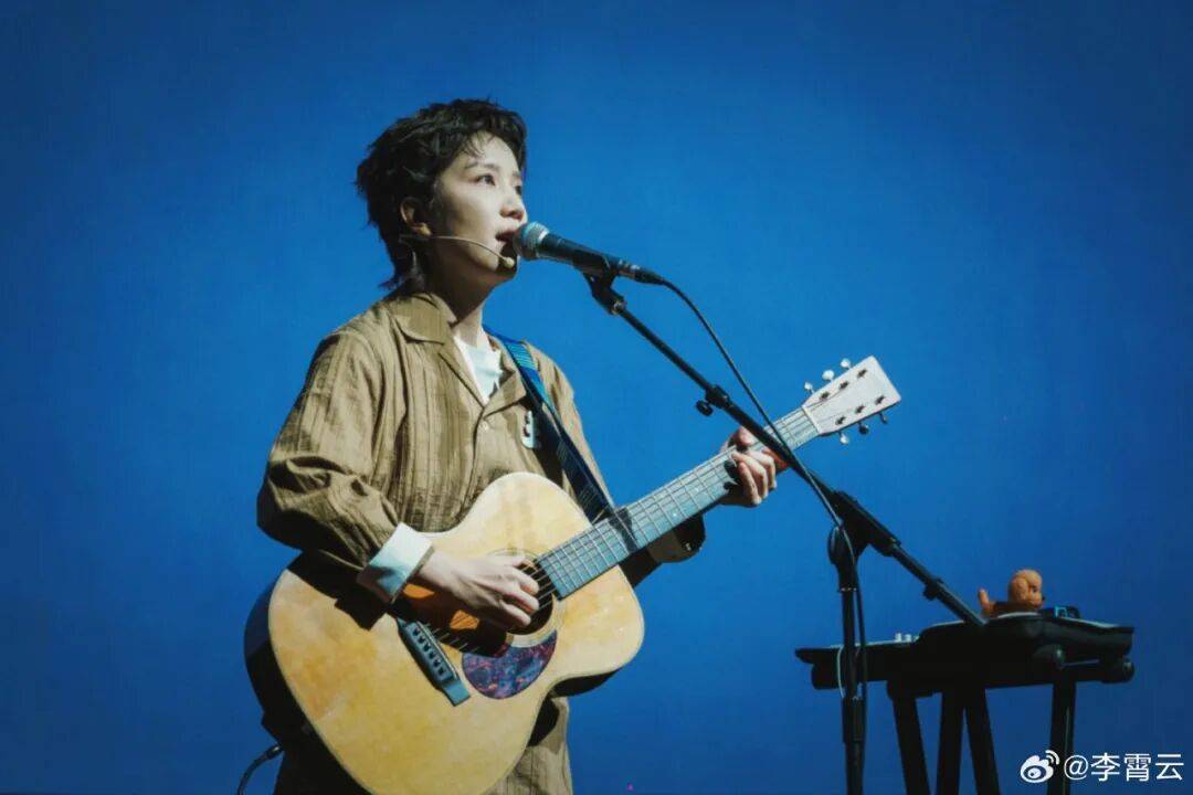 快女亚军李霄云回应“卡里只有1块6付不起车费”：当时刚完成专辑制作