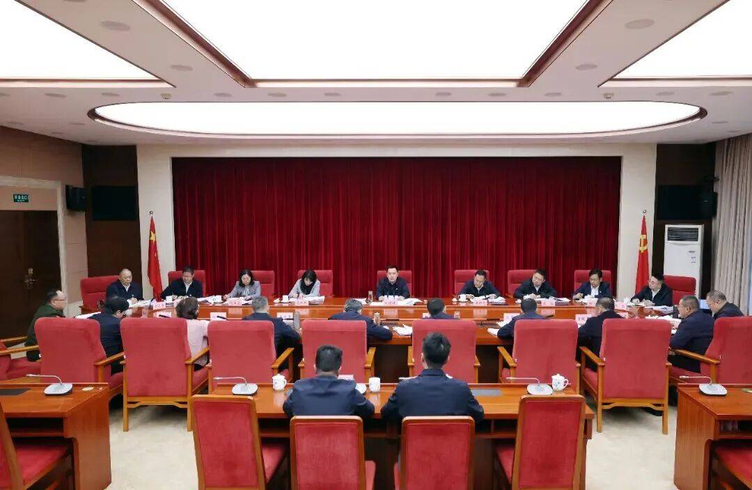 中央纪委、中央组织部、中央巡视办，指导昆明市会议