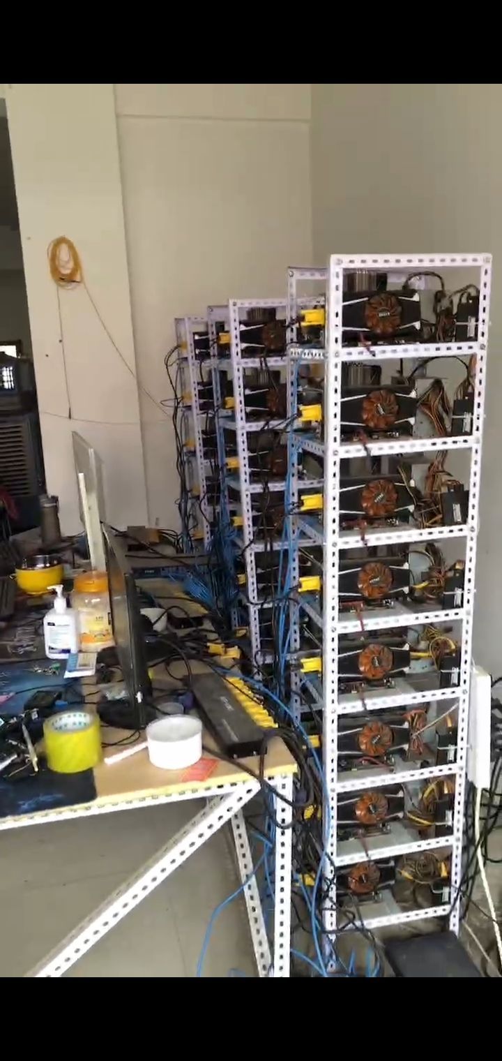 虚拟币的挖矿机(虚拟币挖矿机图片)